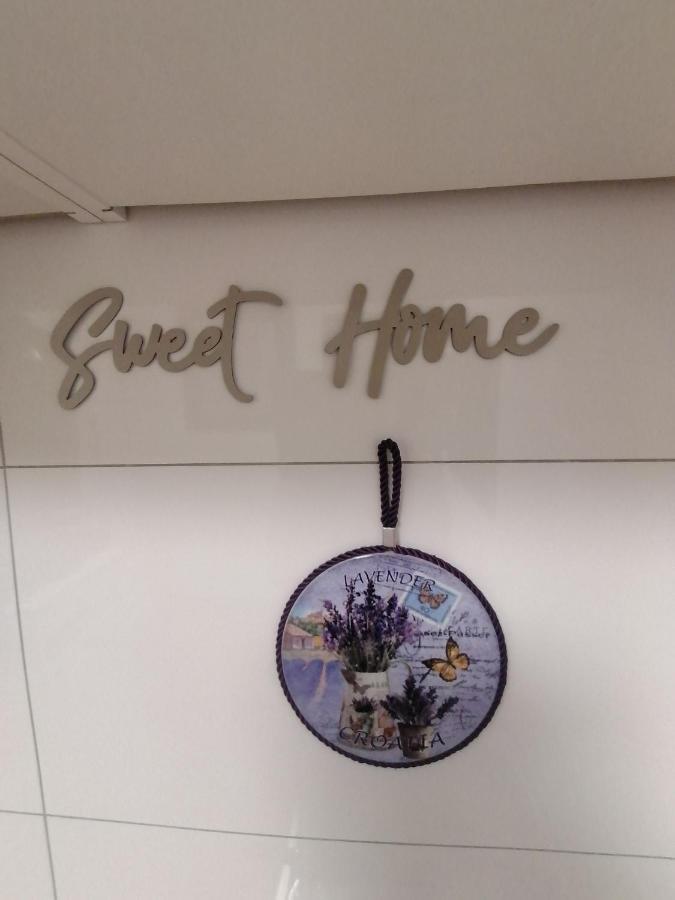 Apartmani Marina Poreč Exteriör bild